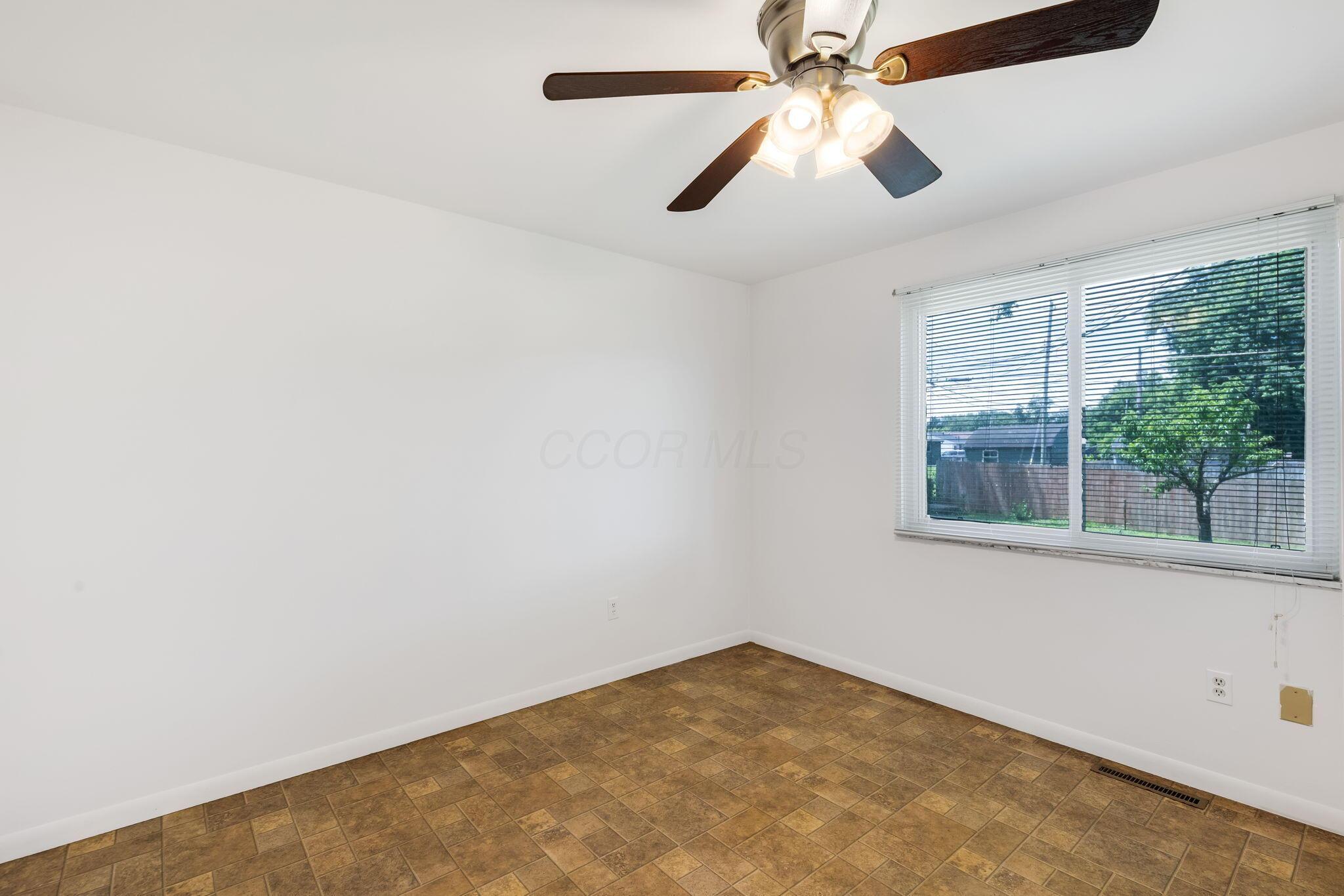 3511 Cadell Road Columbus, OH 43232 - Photo 19 of 30