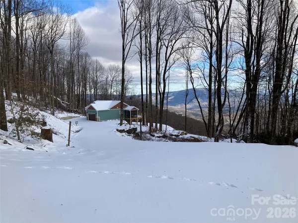 $789,000 | 155 Wrenlock Drive, Marion, NC 28752