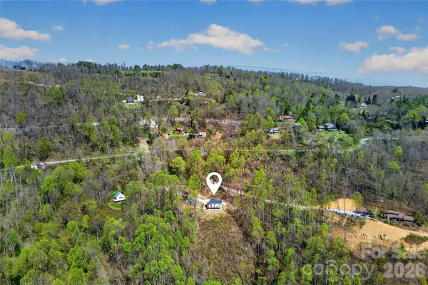 $789,000 | 155 Wrenlock Drive, Marion, NC 28752