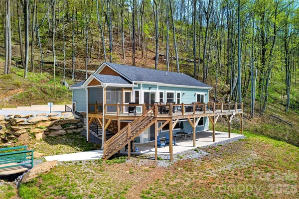 $789,000 | 155 Wrenlock Drive, Marion, NC 28752