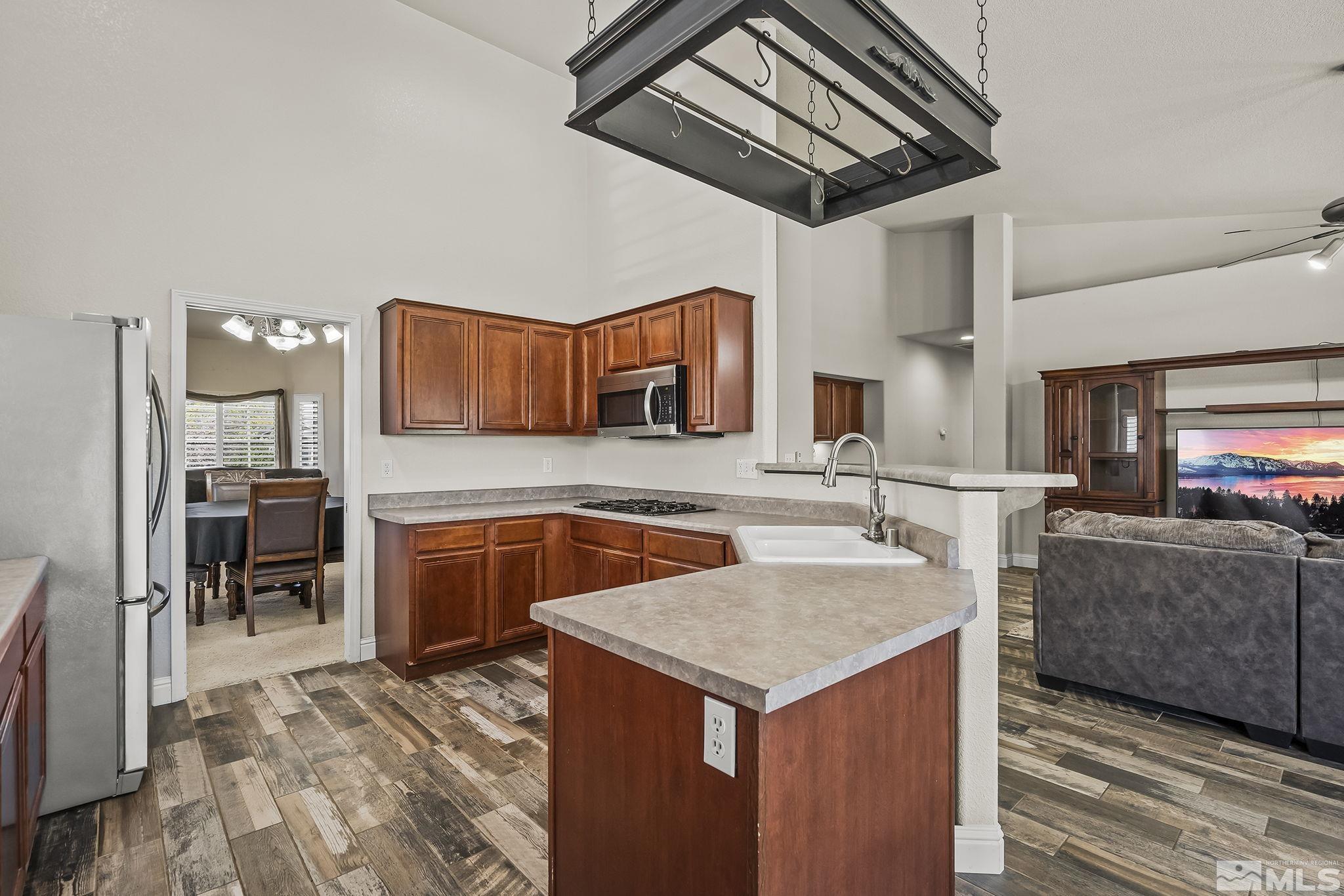 20998 Cameron Court Reno, NV 89508 - Photo 11 of 26 Photo 11
