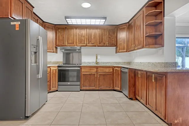 $3,800 | 1054 Bali Road, Cocoa Beach, FL 32931