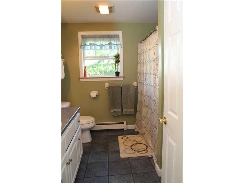 38 Wescott Road Gorham, ME 04038 - Photo 20 of 27 Bathroom.