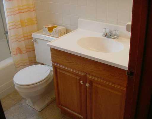 565 Beatty Road Monroeville, PA 15146 - Photo 6 of 8 Master Bath/Spa.