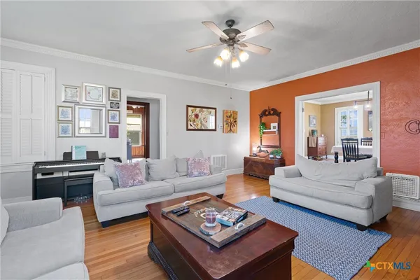 $325,000 | 1543 West Clark Street, Bartlett, TX 76511