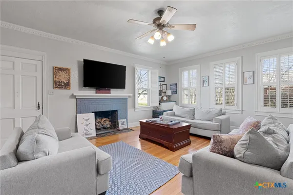 $325,000 | 1543 West Clark Street, Bartlett, TX 76511