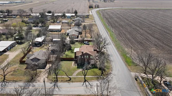$325,000 | 1543 West Clark Street, Bartlett, TX 76511