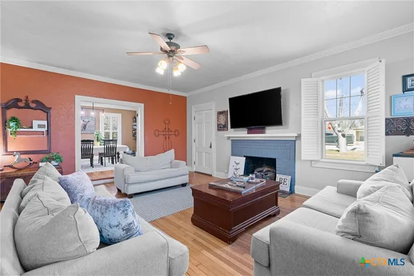 $325,000 | 1543 West Clark Street, Bartlett, TX 76511