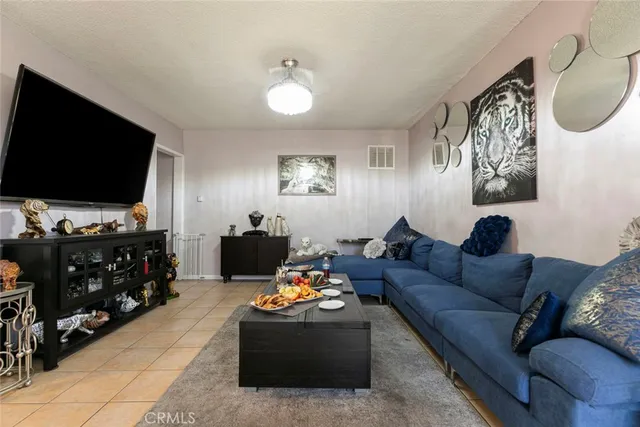 $1,499,950 | 6923 Ben Avenue, North Hollywood, CA 91605