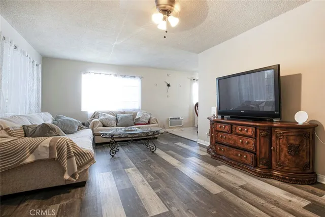 $1,499,950 | 6923 Ben Avenue, North Hollywood, CA 91605