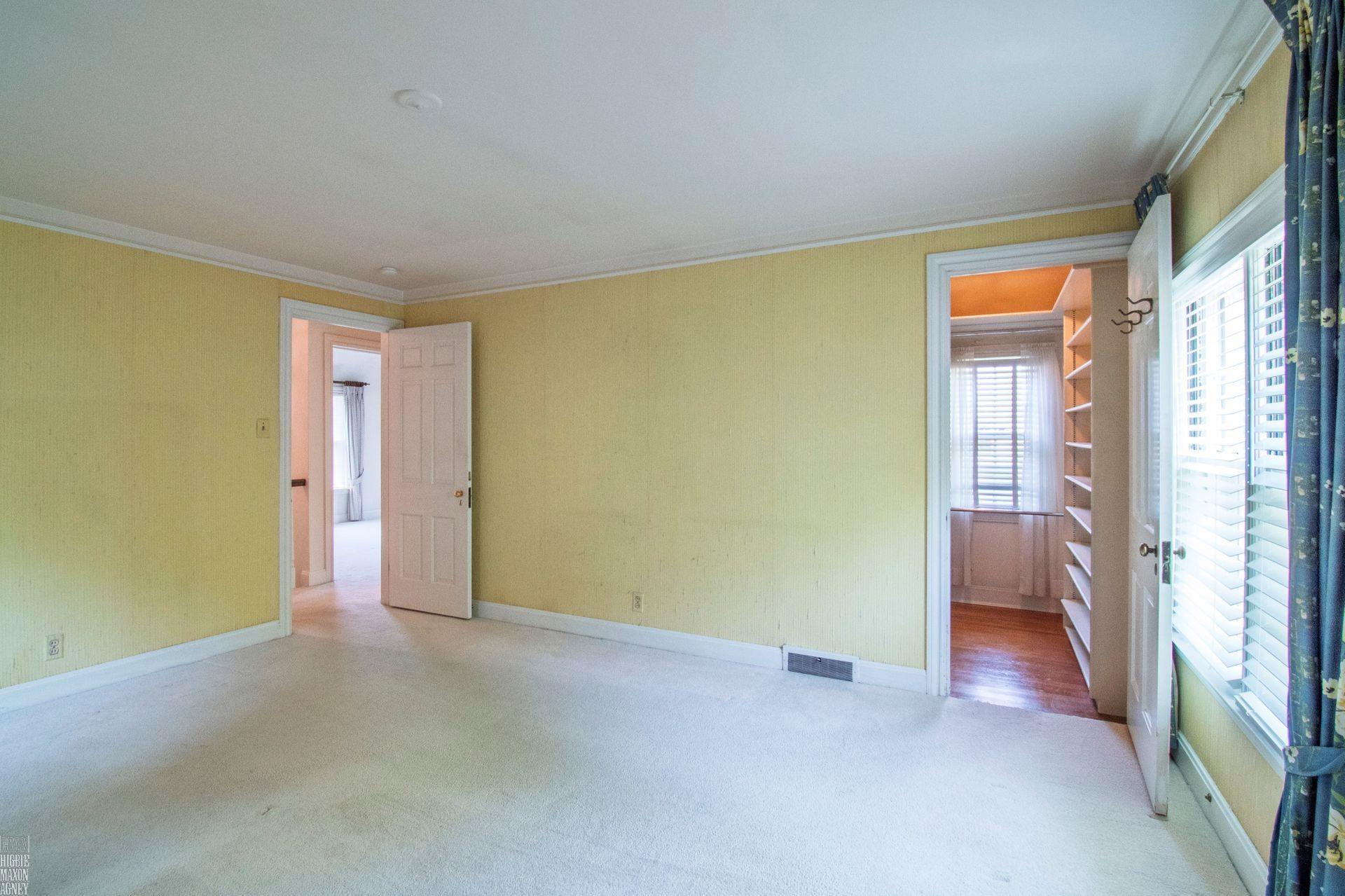 255 Merriweather Road Grosse Pointe Farms, MI 48236 - Photo 16 of 28