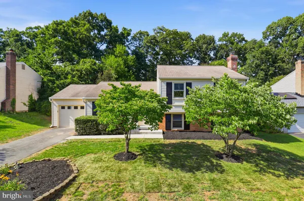 $669,000 | 412 Cavendish Street, Herndon, VA 20170