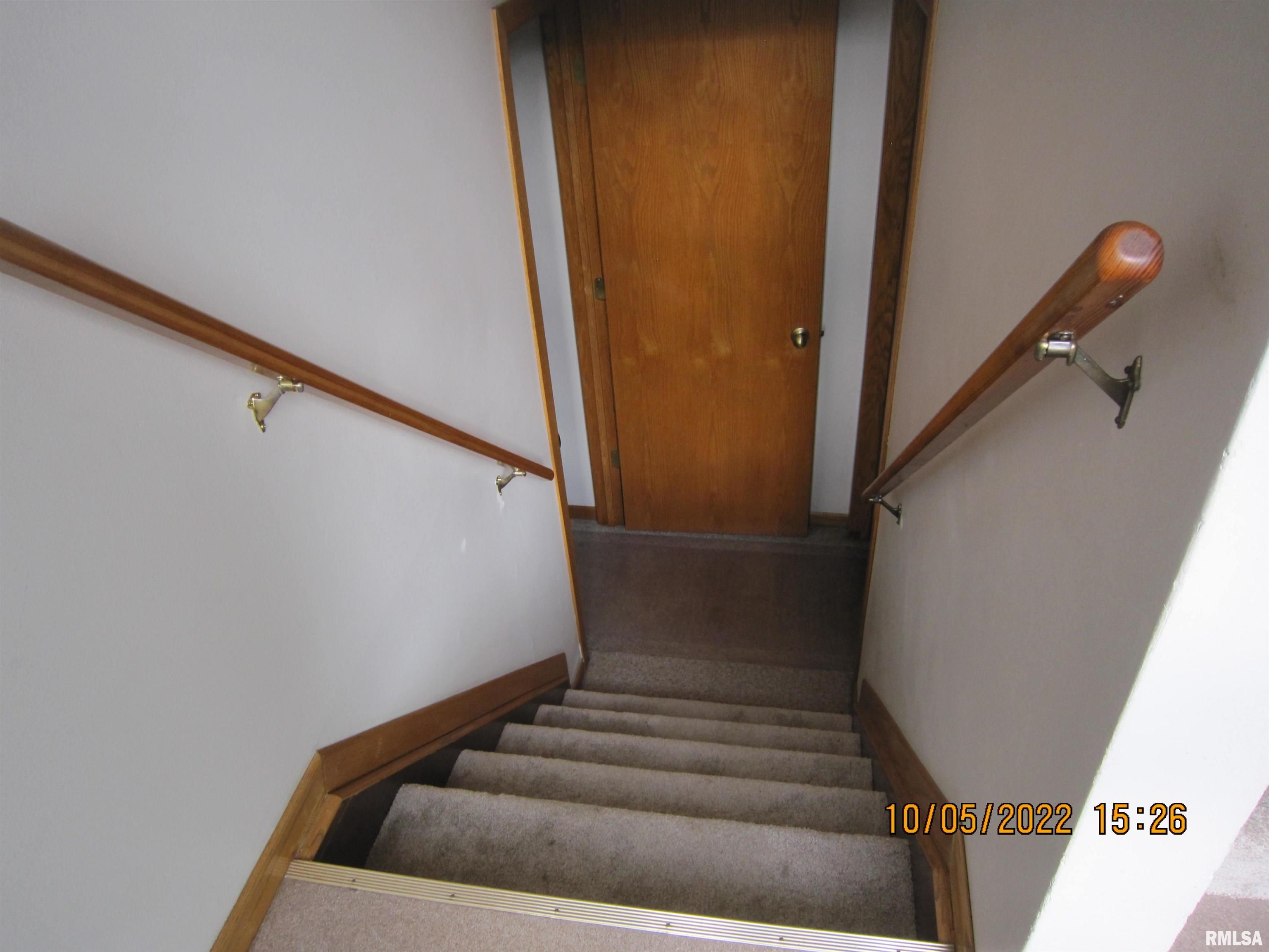 8119 10th Street West Rock Island, IL 61201 - Photo 15 of 47