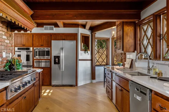 $2,999,000 | 1430 La Perla Avenue, Long Beach, CA 90815