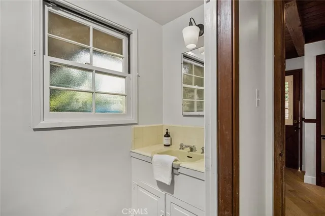 $2,999,000 | 1430 La Perla Avenue, Long Beach, CA 90815