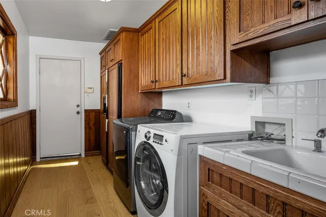 $2,999,000 | 1430 La Perla Avenue, Long Beach, CA 90815