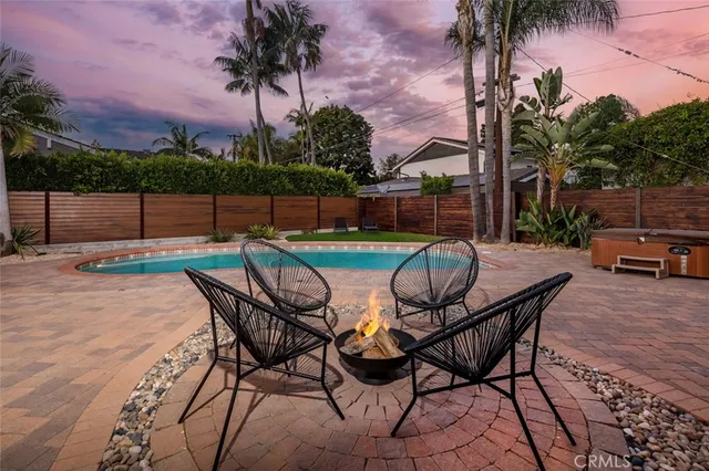 $2,999,000 | 1430 La Perla Avenue, Long Beach, CA 90815