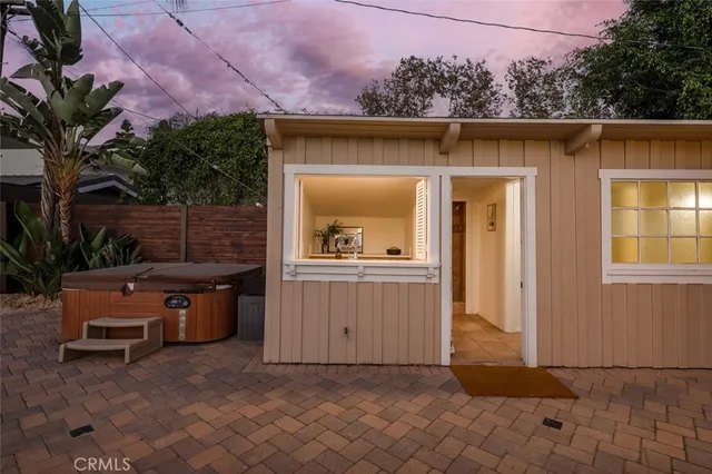 $2,999,000 | 1430 La Perla Avenue, Long Beach, CA 90815