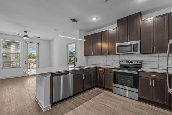 $1,334 | 3120 East Park Row Drive, Unit 2314, Arlington, TX 76010