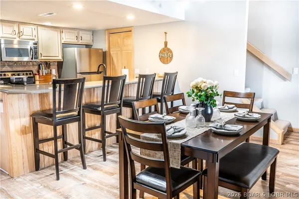 $384,000 | 70 Sunrise Ridge Drive, Unit 633, Sunrise Beach, MO 65079