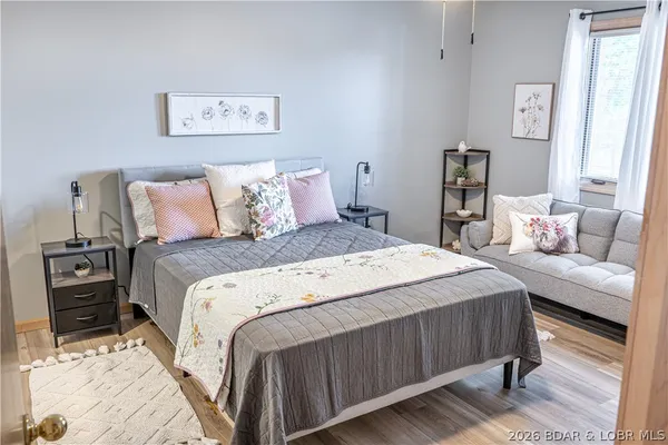 $384,000 | 70 Sunrise Ridge Drive, Unit 633, Sunrise Beach, MO 65079