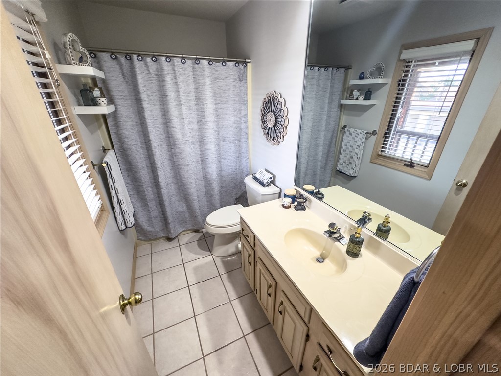 70 Sunrise Ridge Drive, Unit 633 Sunrise Beach, MO 65079 - Photo 19 of 23