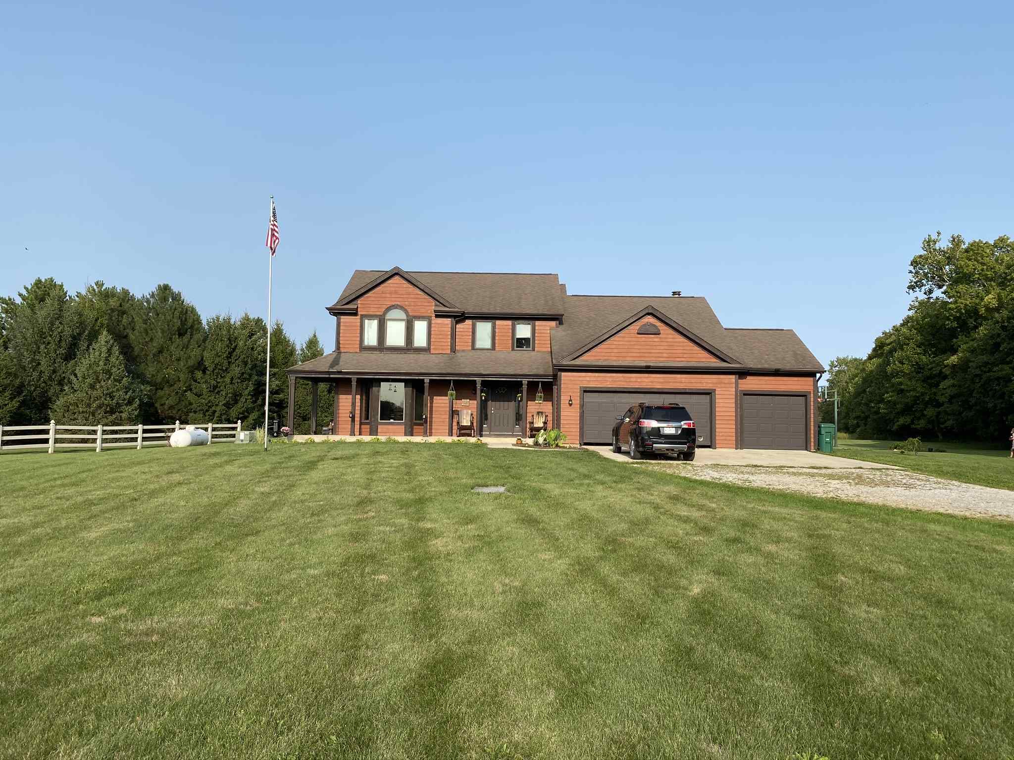 18834 Griffin Road Huntertown, IN 46748 - Photo 1 of 36