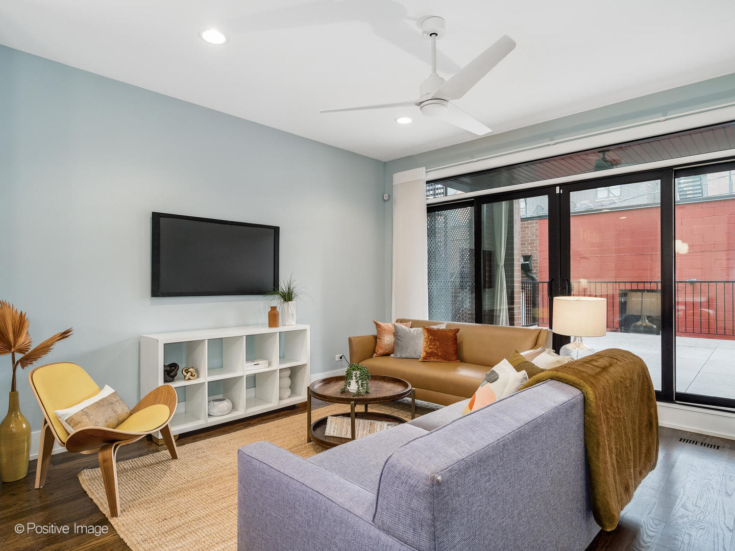 3227 North Racine Avenue, Unit 1 Chicago, IL 60657 - Photo 11 of 29 Gallery Image 11