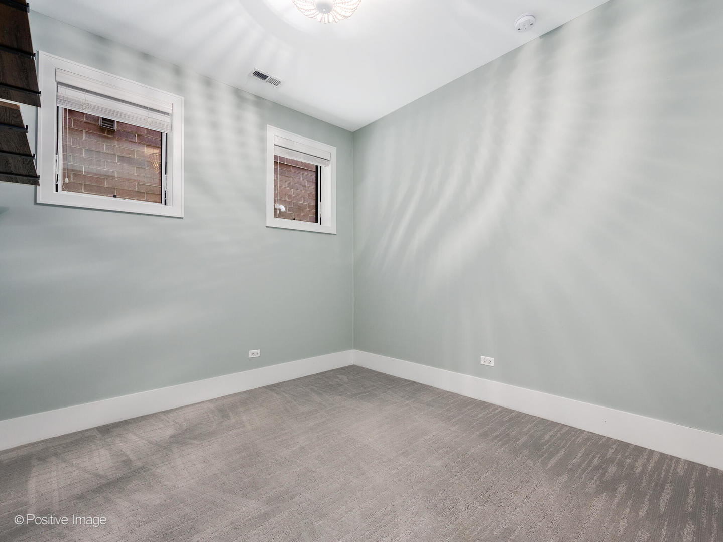 3227 North Racine Avenue, Unit 1 Chicago, IL 60657 - Photo 19 of 29 Gallery Image 19