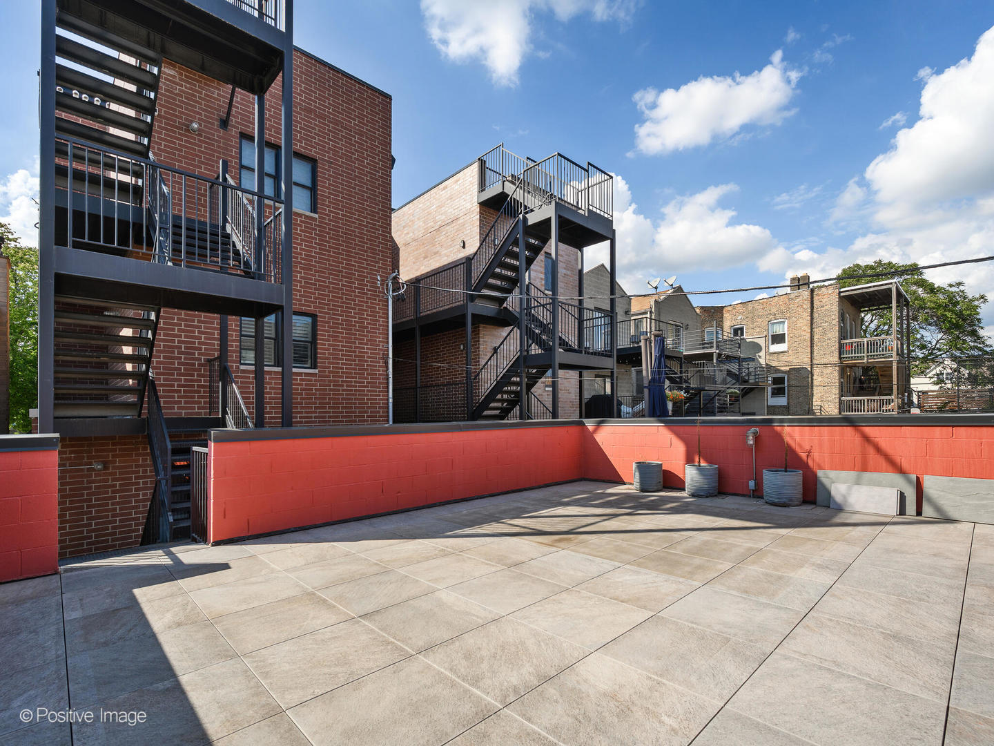 3227 North Racine Avenue, Unit 1 Chicago, IL 60657 - Photo 25 of 29 Gallery Image 25