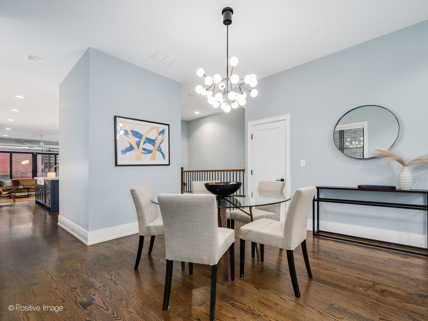 3227 North Racine Avenue, Unit 1 Chicago, IL 60657 - Photo 5 of 29 Gallery Image 5