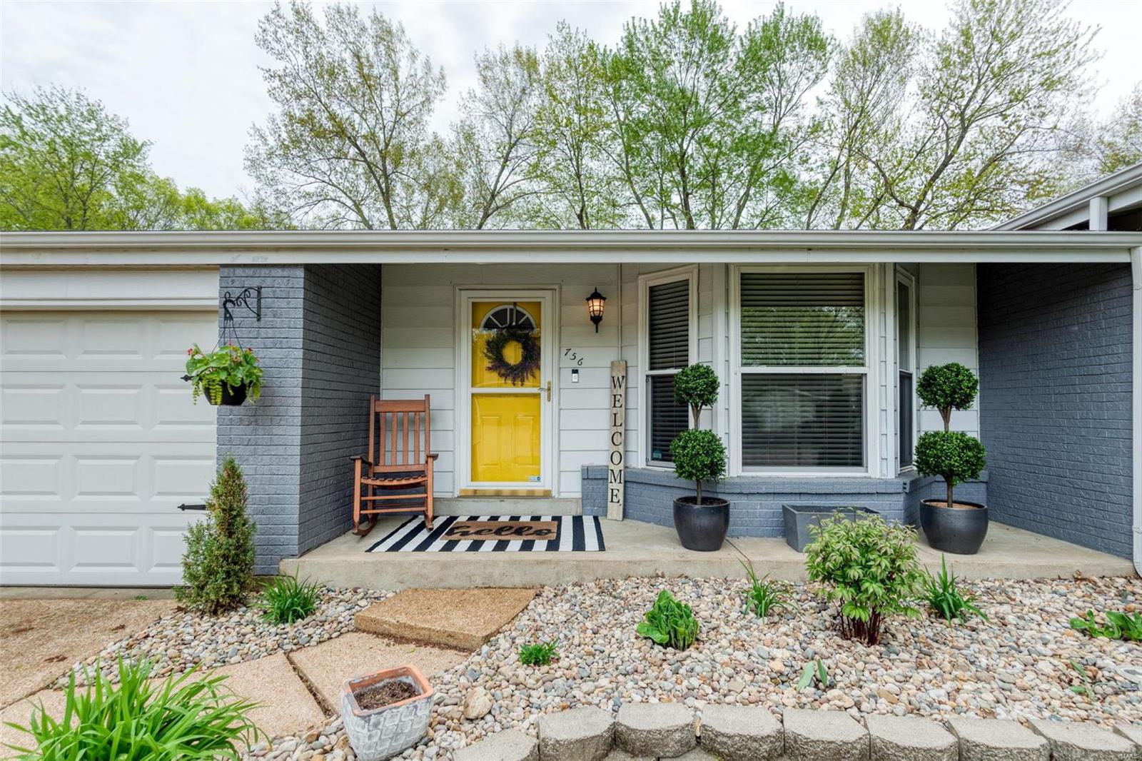 756 Shallowcreek View Manchester, MO 63021 - Photo 2 of 32 Gallery Image 2