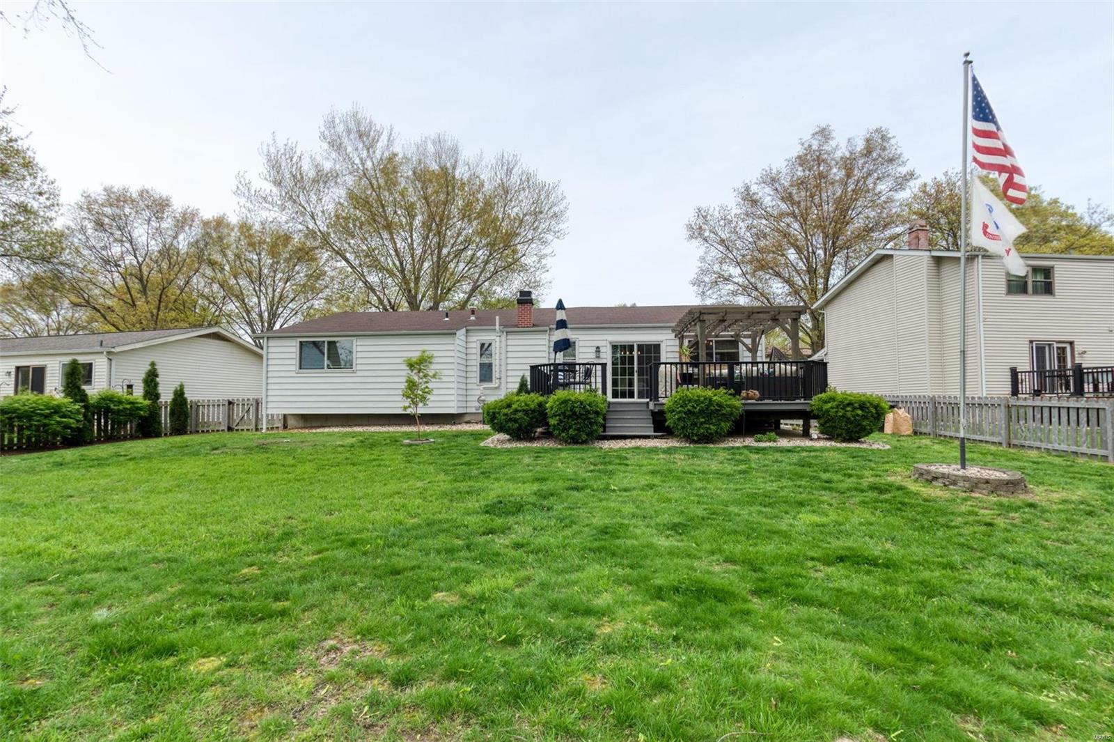 756 Shallowcreek View Manchester, MO 63021 - Photo 28 of 32 Gallery Image 28