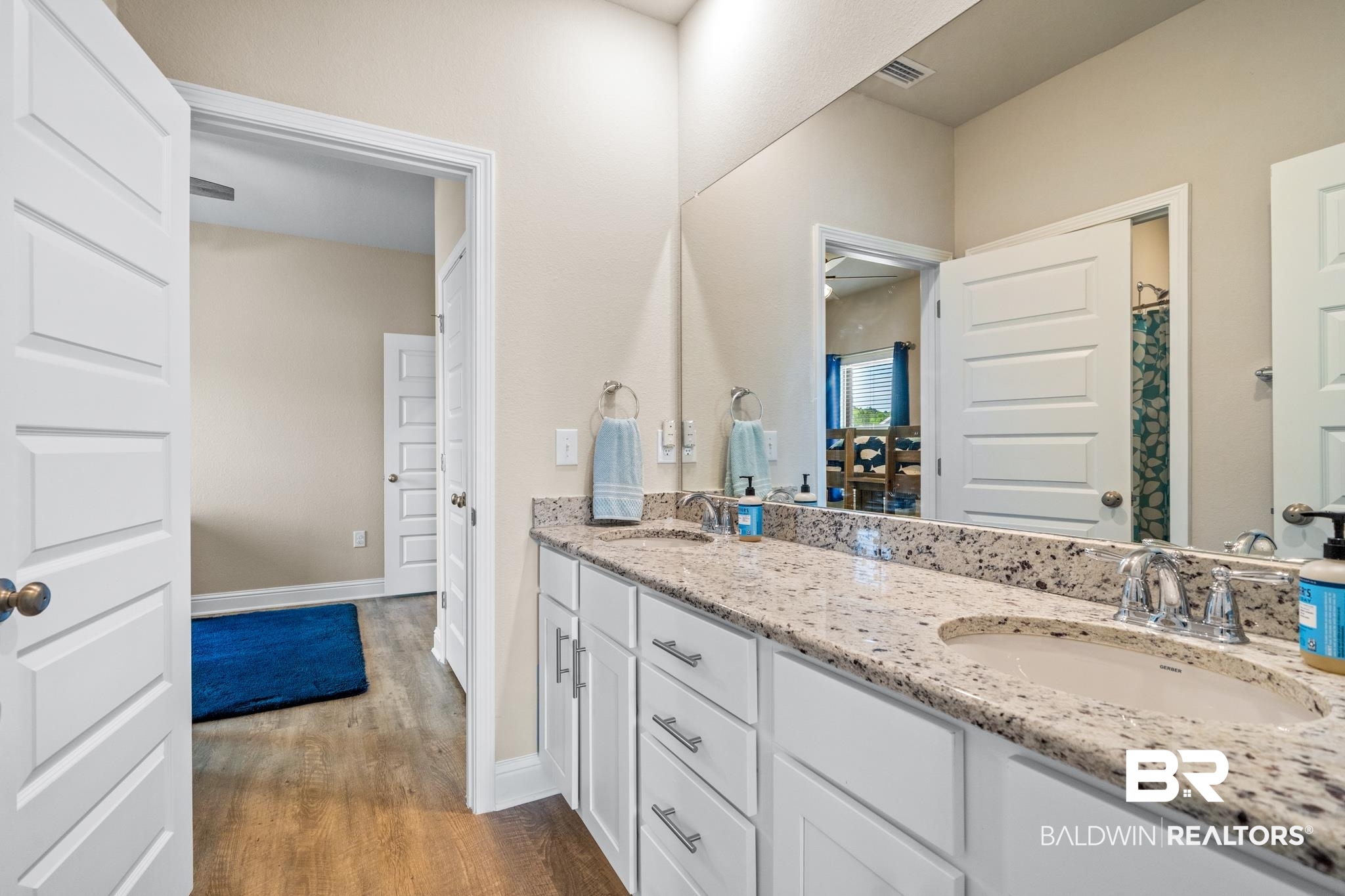 8481 Bronze Lane Foley, AL 36535 - Photo 27 of 42 Bathroom