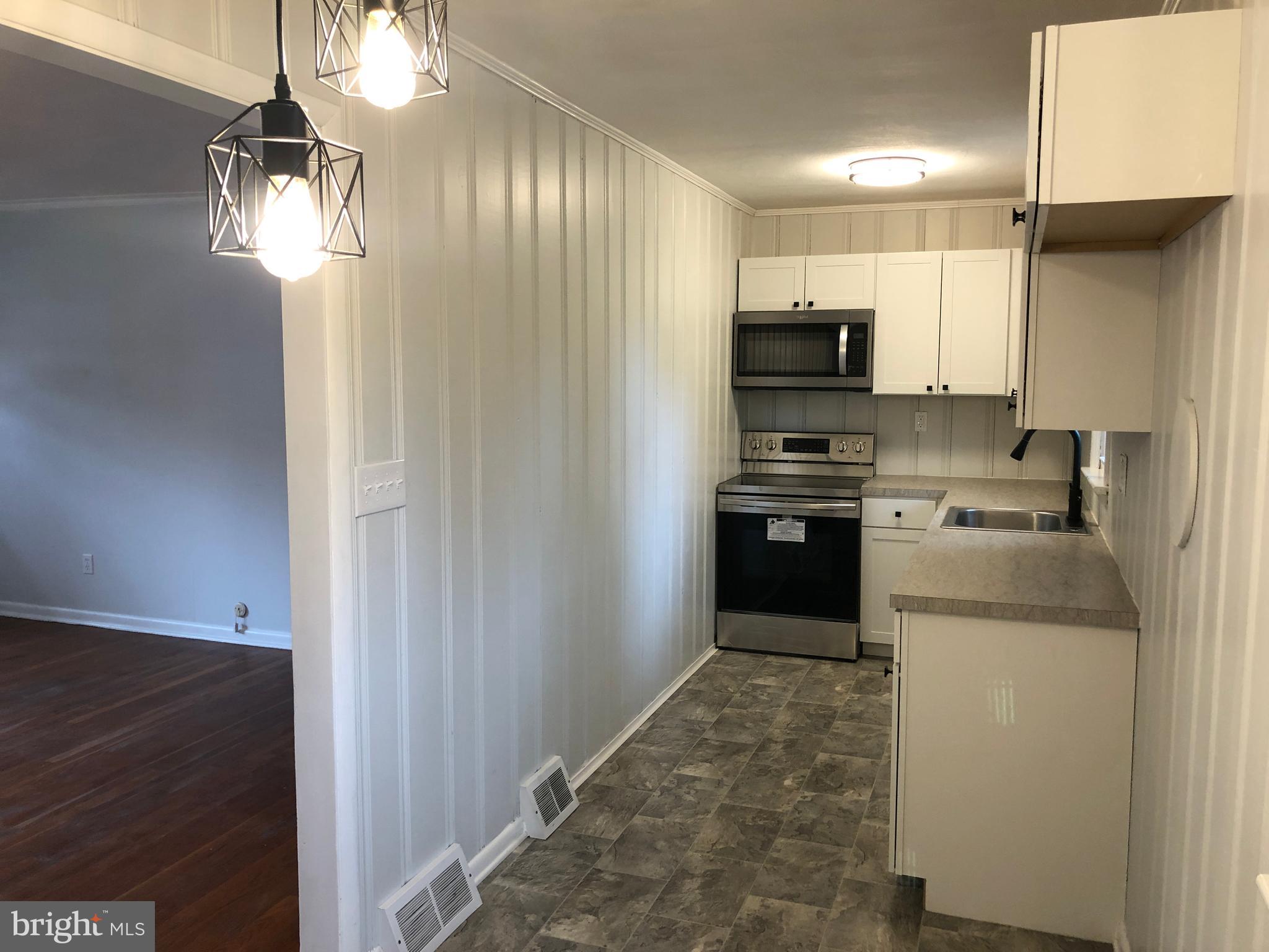 215 Marion Avenue Carlisle, PA 17013 - Photo 12 of 24 Gallery Image 12