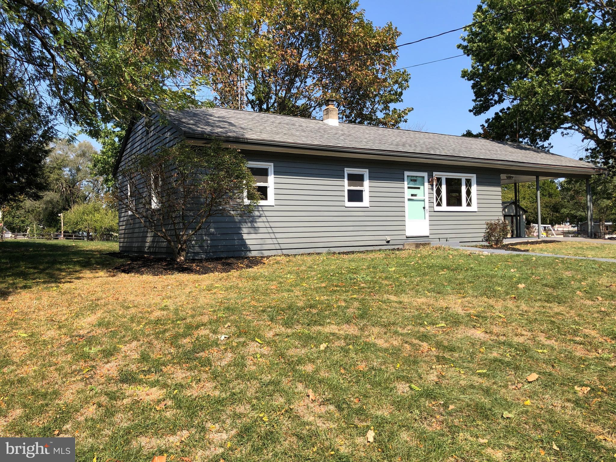215 Marion Avenue Carlisle, PA 17013 - Photo 4 of 24 Gallery Image 4