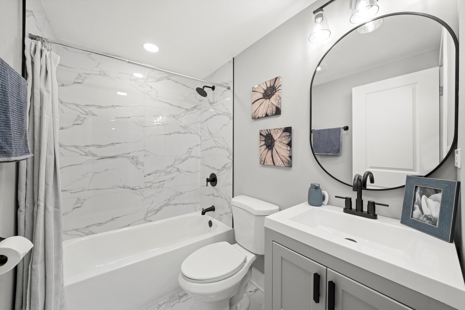 819 East 98th Place Chicago, IL 60628 - Photo 22 of 61