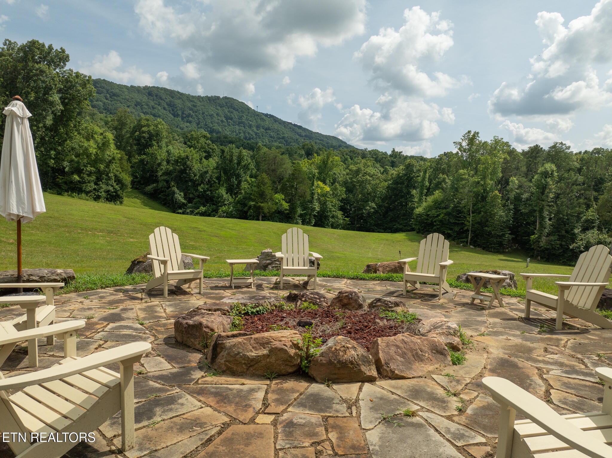 9050 Freeland Road Corryton, TN 37721 - Photo 26 of 34 a view of a outdoor space