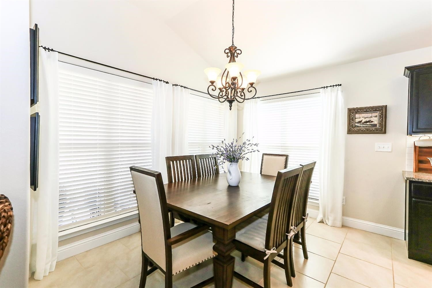 3706 Rochester Avenue Lubbock, TX 79407 - Photo 7 of 10 Eating Area