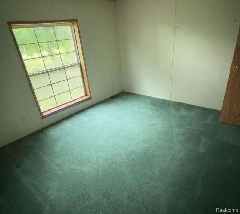 10537 Byron Road Byron, MI 48418 - Photo 9 of 9 Empty room