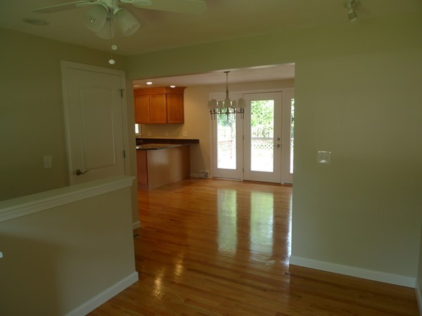 560 Plumtree Road Springfield, MA 01118 - Photo 11 of 21