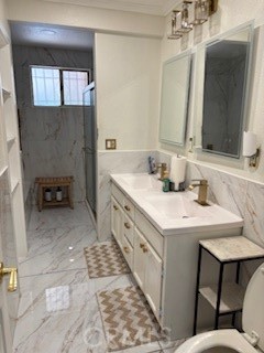 2116 West 156th Street Compton, CA 90220 - Photo 6 of 10 Primary Bathroom