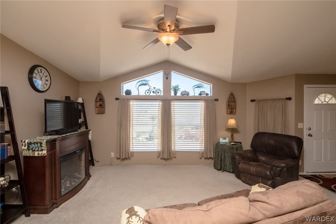 4713 Ehrenberg Road Golden Valley, AZ 86413 - Photo 13 of 50