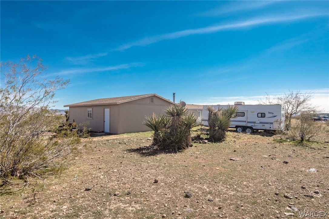 4713 Ehrenberg Road Golden Valley, AZ 86413 - Photo 43 of 50