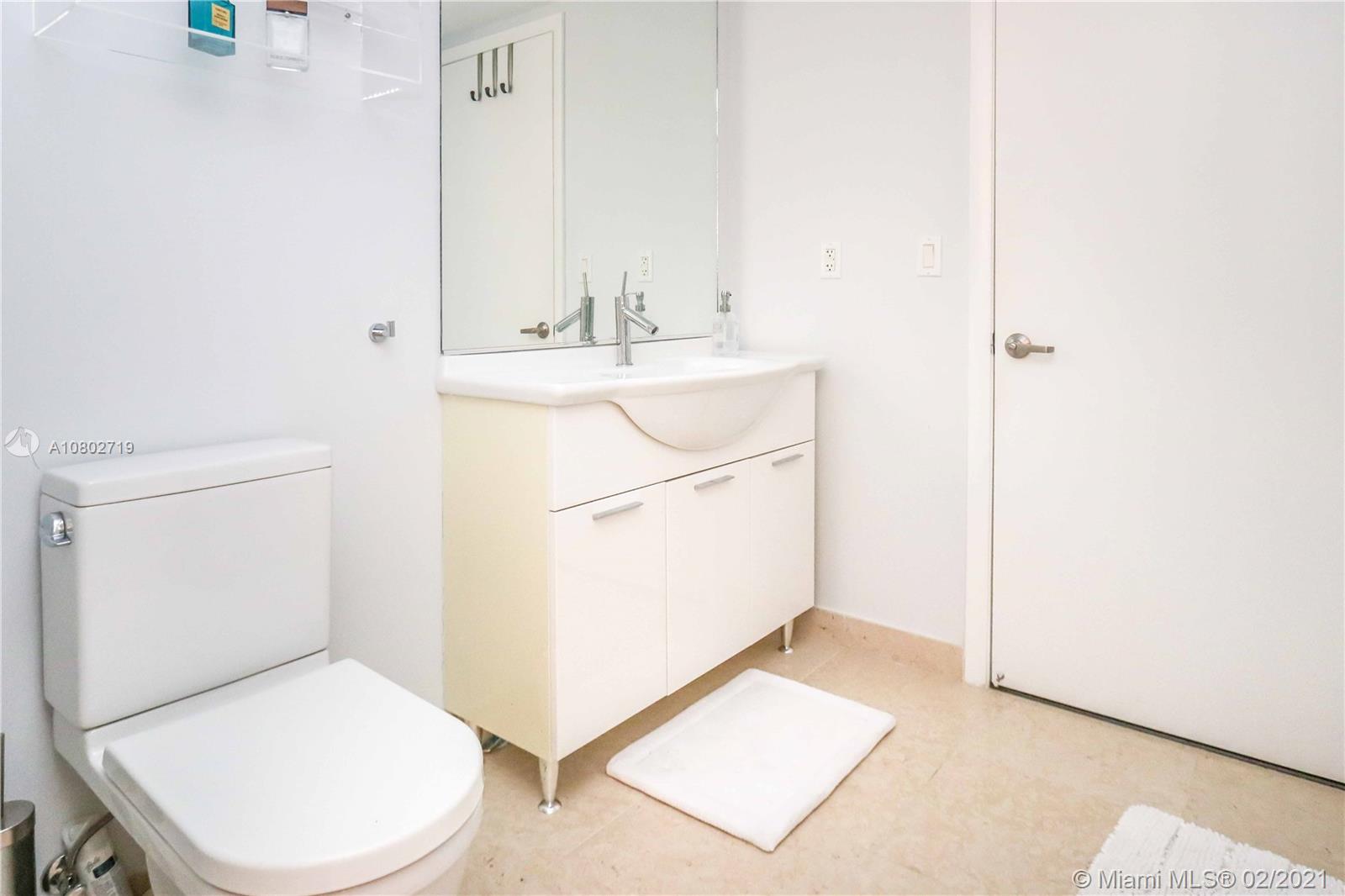 475 Brickell Avenue, Unit 1909 Miami, FL 33131 - Photo 15 of 22