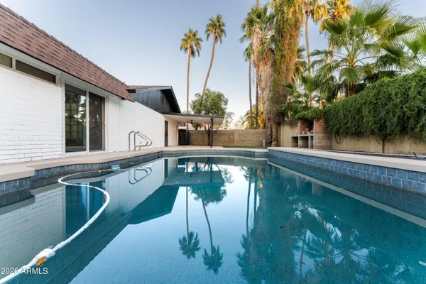 $3,500 | 1743 West Butler Drive, Phoenix, AZ 85021