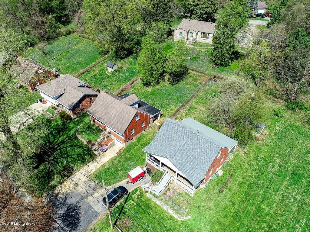 609 Emily Road Louisville, KY 40206 - Photo 2 of 30 002-609 Emily-2_m