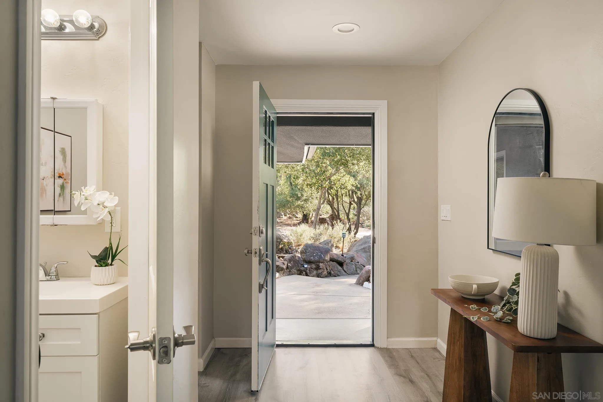 13664 Jack Rabbit Road Poway, CA 92064 - Photo 3 of 30 Gallery Image 3