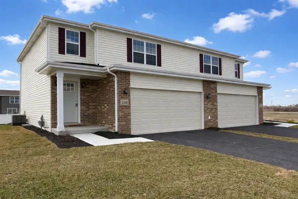 $279,900 | 1440 Somerset Drive, Beecher, IL 60401