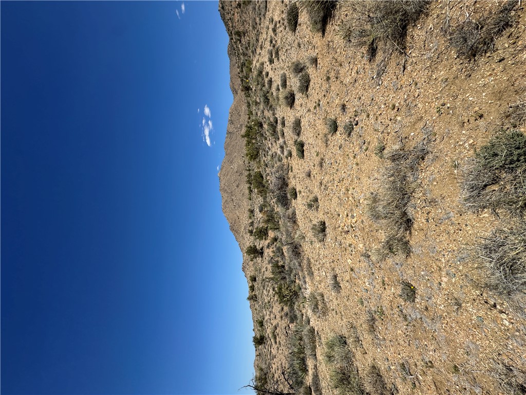 0 North Cresant Spring Road Kingman, AZ 86411 - Photo 4 of 18 View